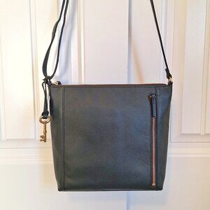 FOSSIL NWT Tara Crossbody Spruce Green Bag Purse